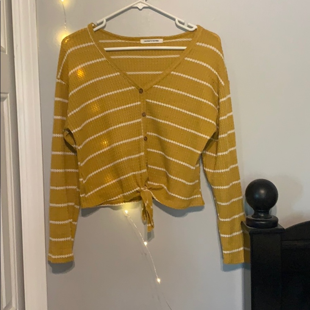 Knit/Tie sweater